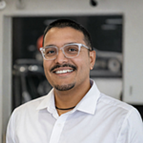 Mo Khan